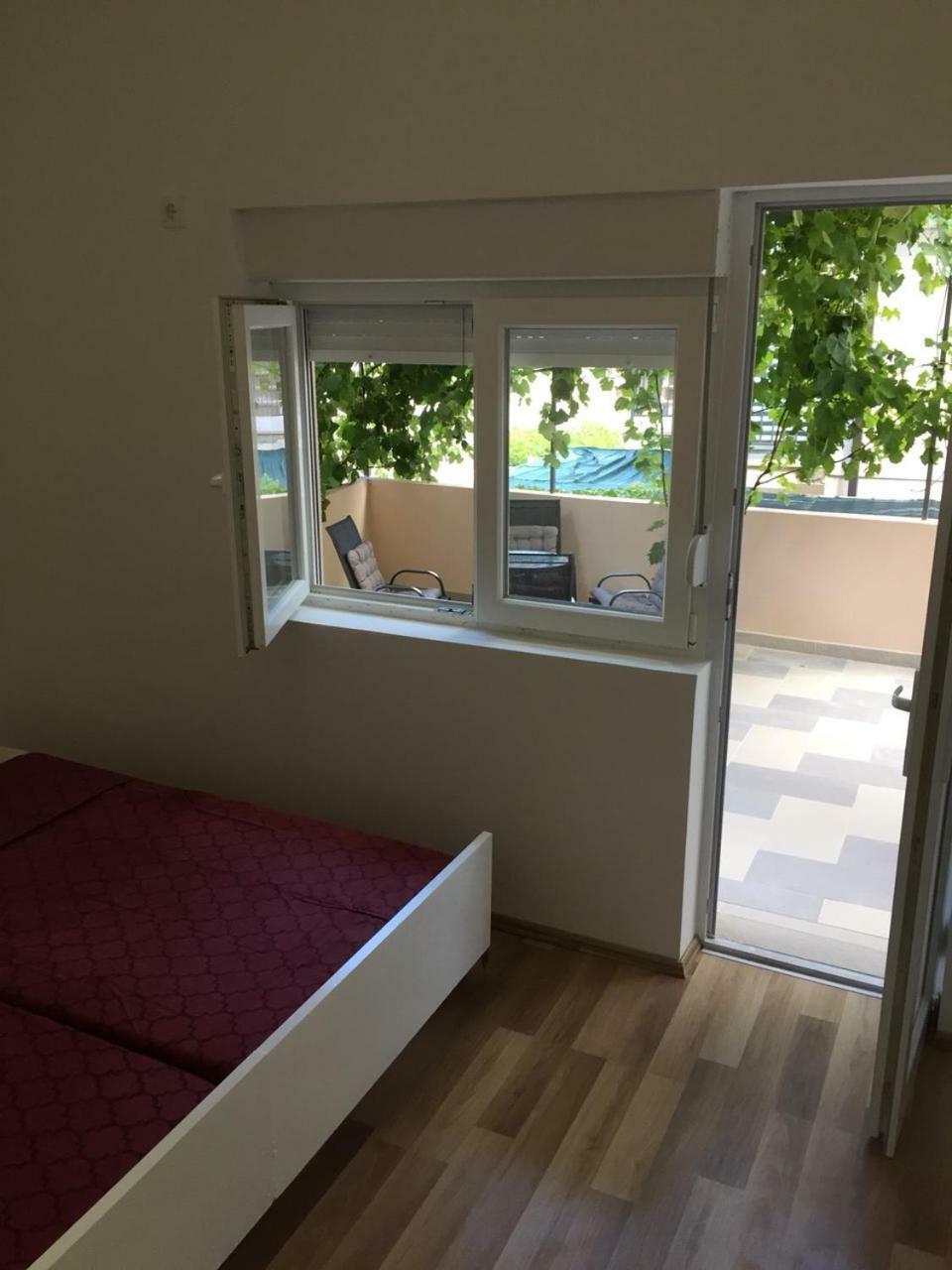 Vila Angel Hotell Podaca Exteriör bild