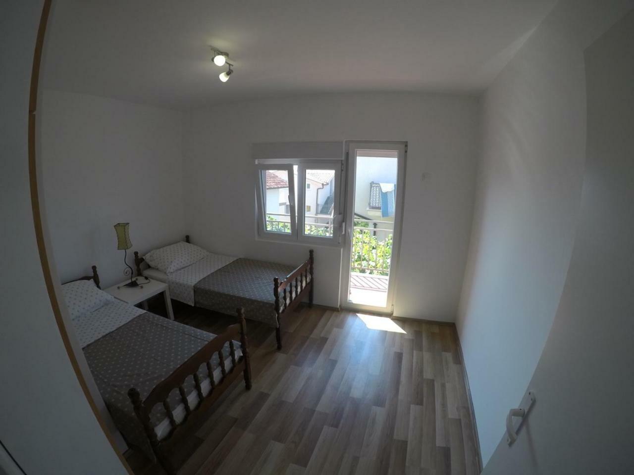 Vila Angel Hotell Podaca Exteriör bild