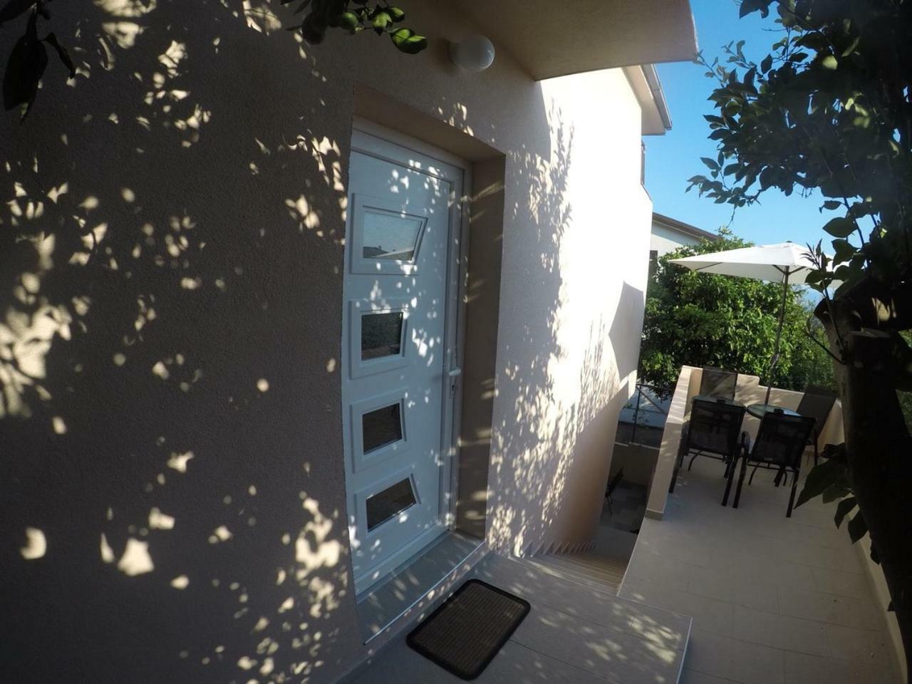 Vila Angel Hotell Podaca Exteriör bild