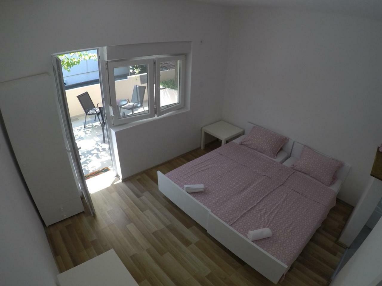 Vila Angel Hotell Podaca Exteriör bild
