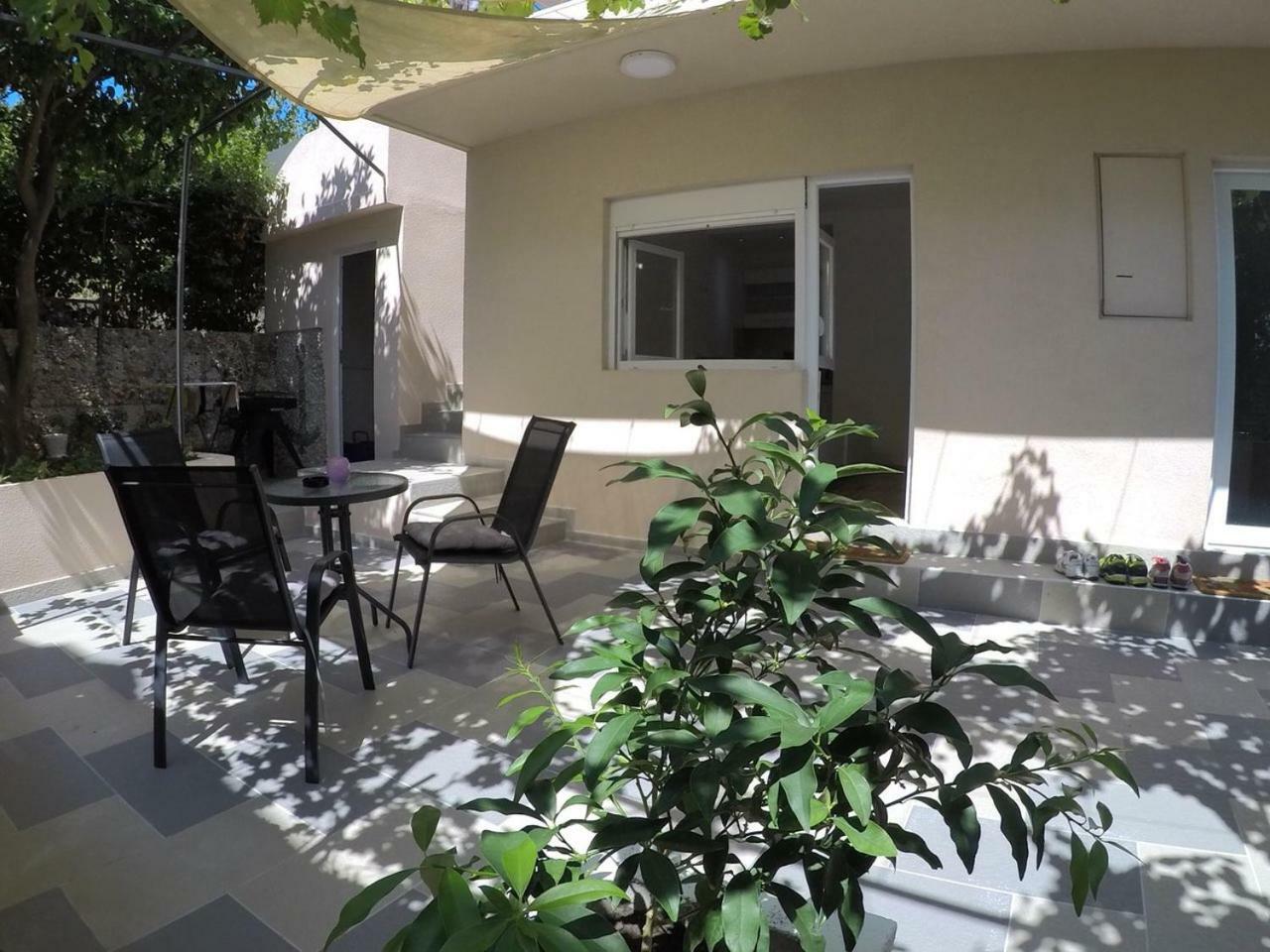 Vila Angel Hotell Podaca Exteriör bild